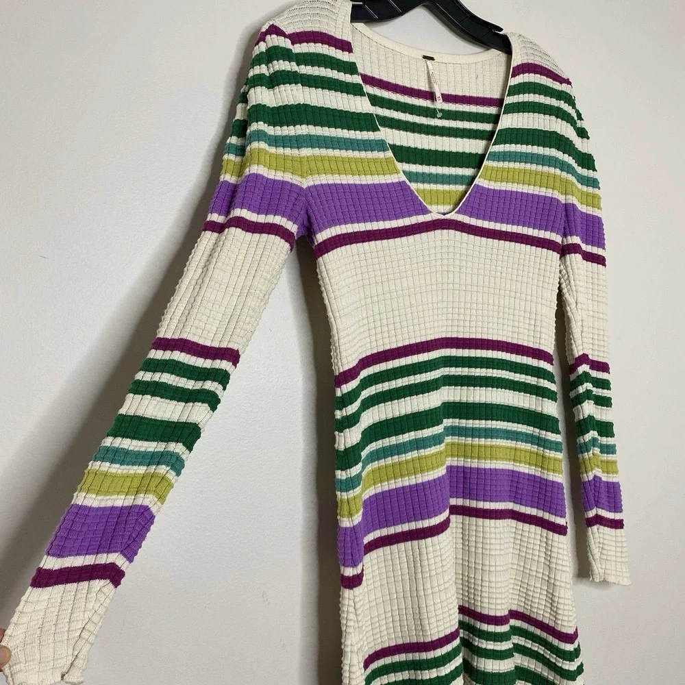 Free People XS Gidget Knit Sweater Dress V-Neck Long Sleeve Ivory Combo Striped